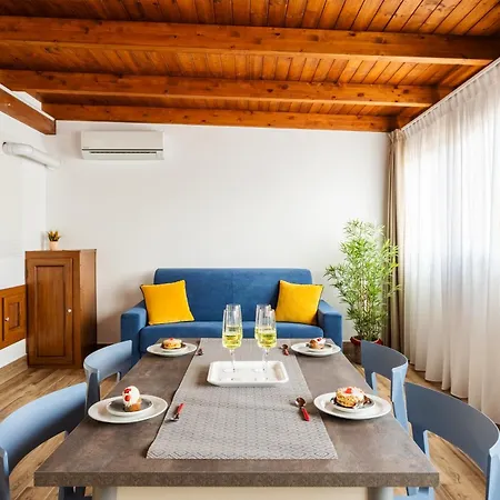 Azzurra Apartments Balestrate Exterior photo