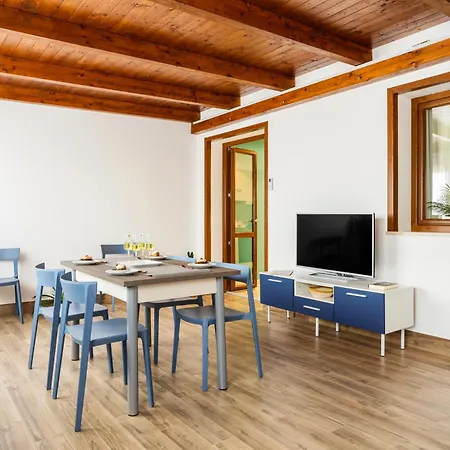 Azzurra Apartments Balestrate Exterior photo